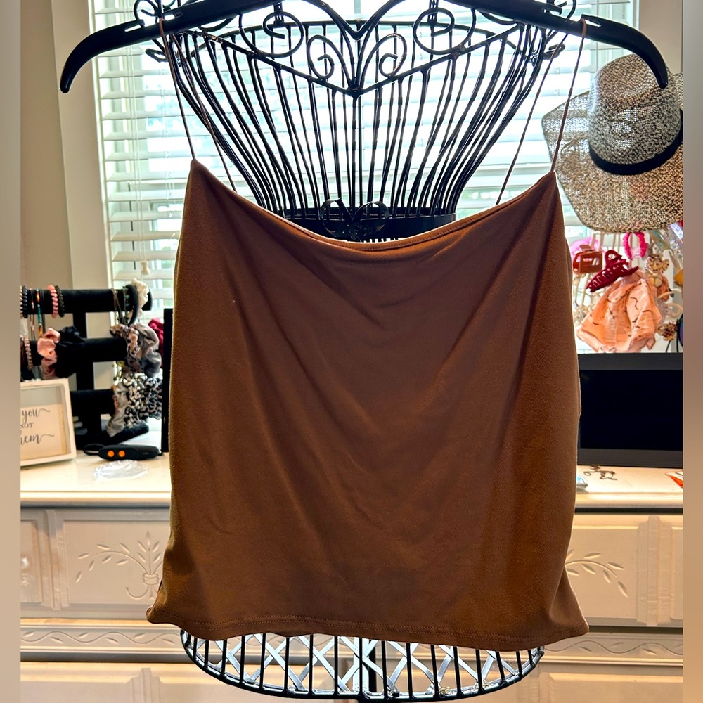 Gaze Crop Tank